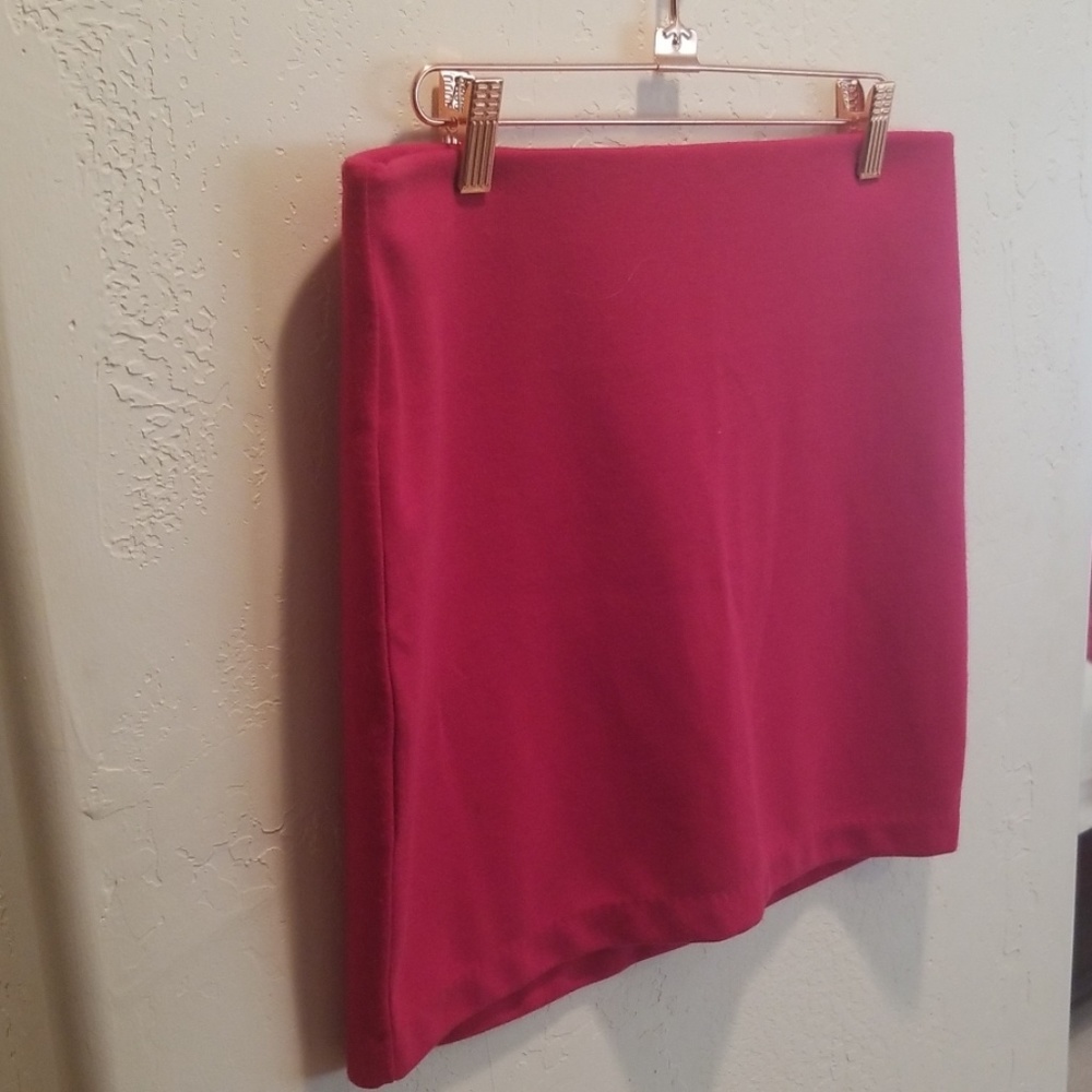 BCBGeneration pink miniskirt